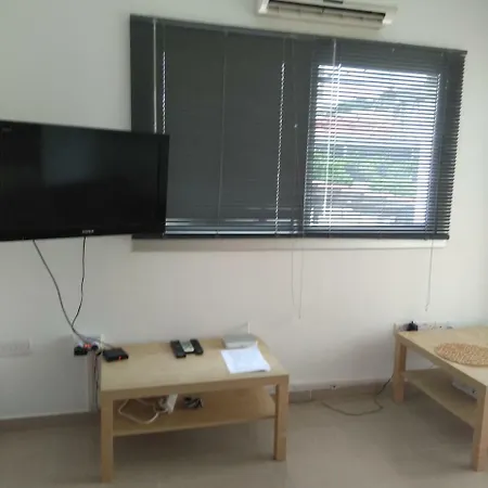 Modern Sunny Studio Apt Apartament Limassol